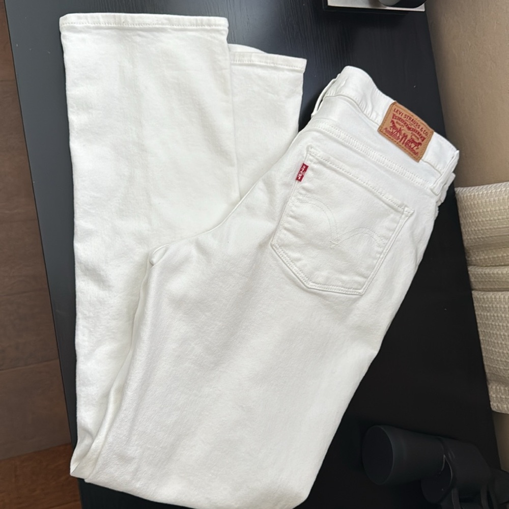Levi's Classic Straight Leg White Stretch Jeans Women's Size 28 Waterless